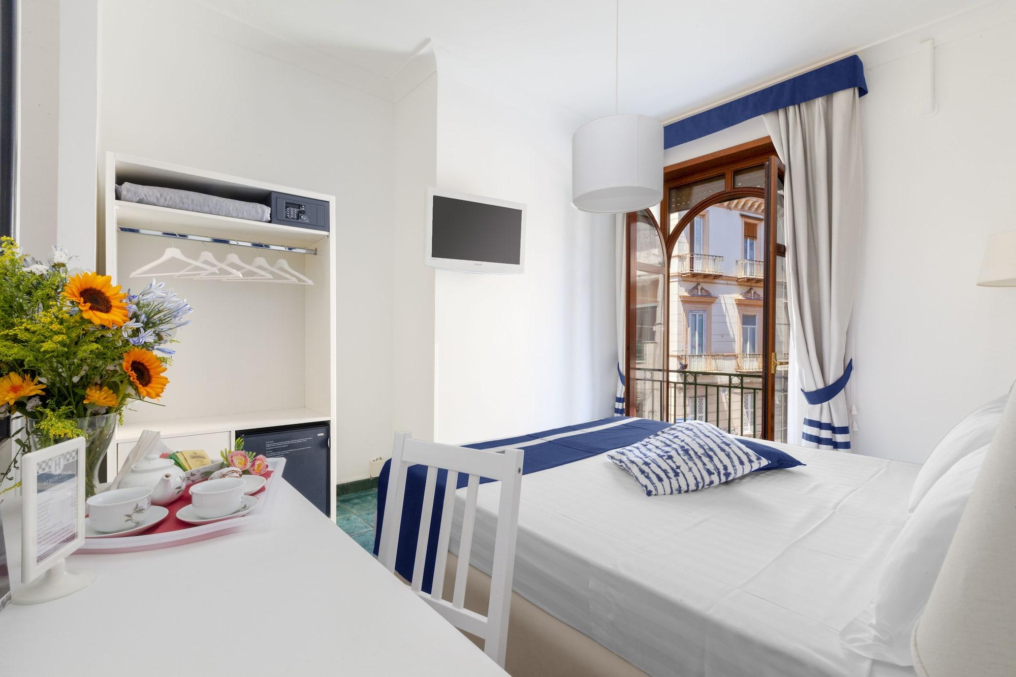 Herculaneum Hotel