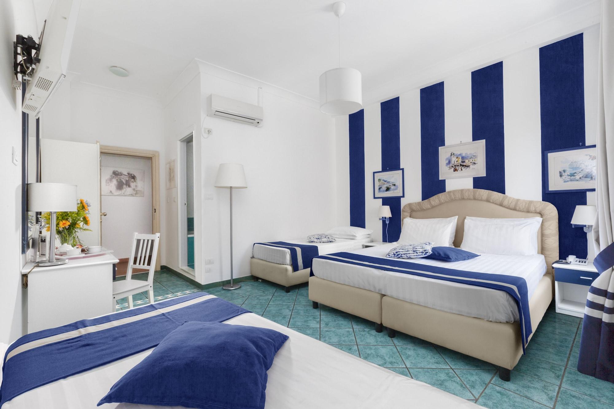 Herculaneum Hotel