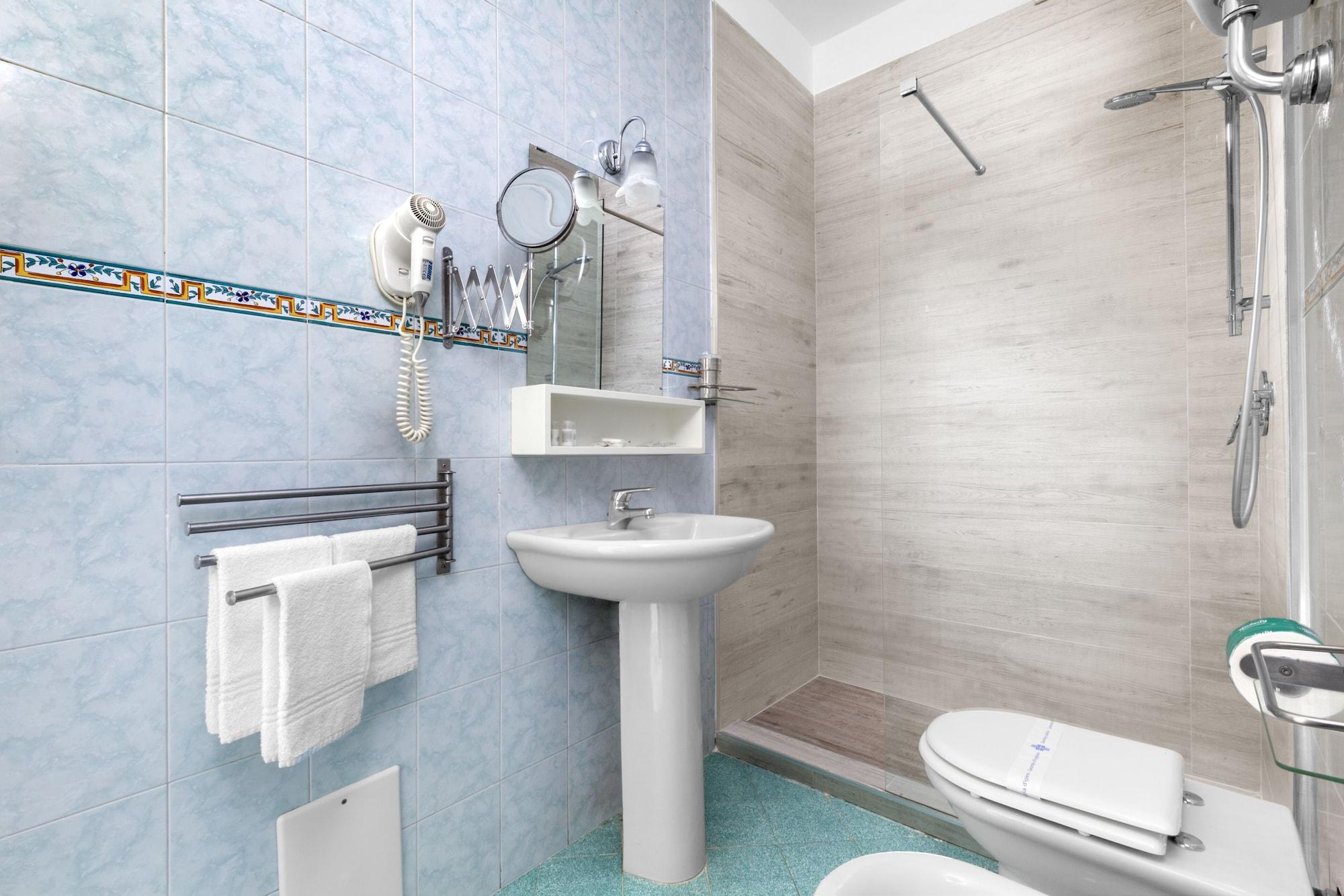 Herculaneum Hotel 3*