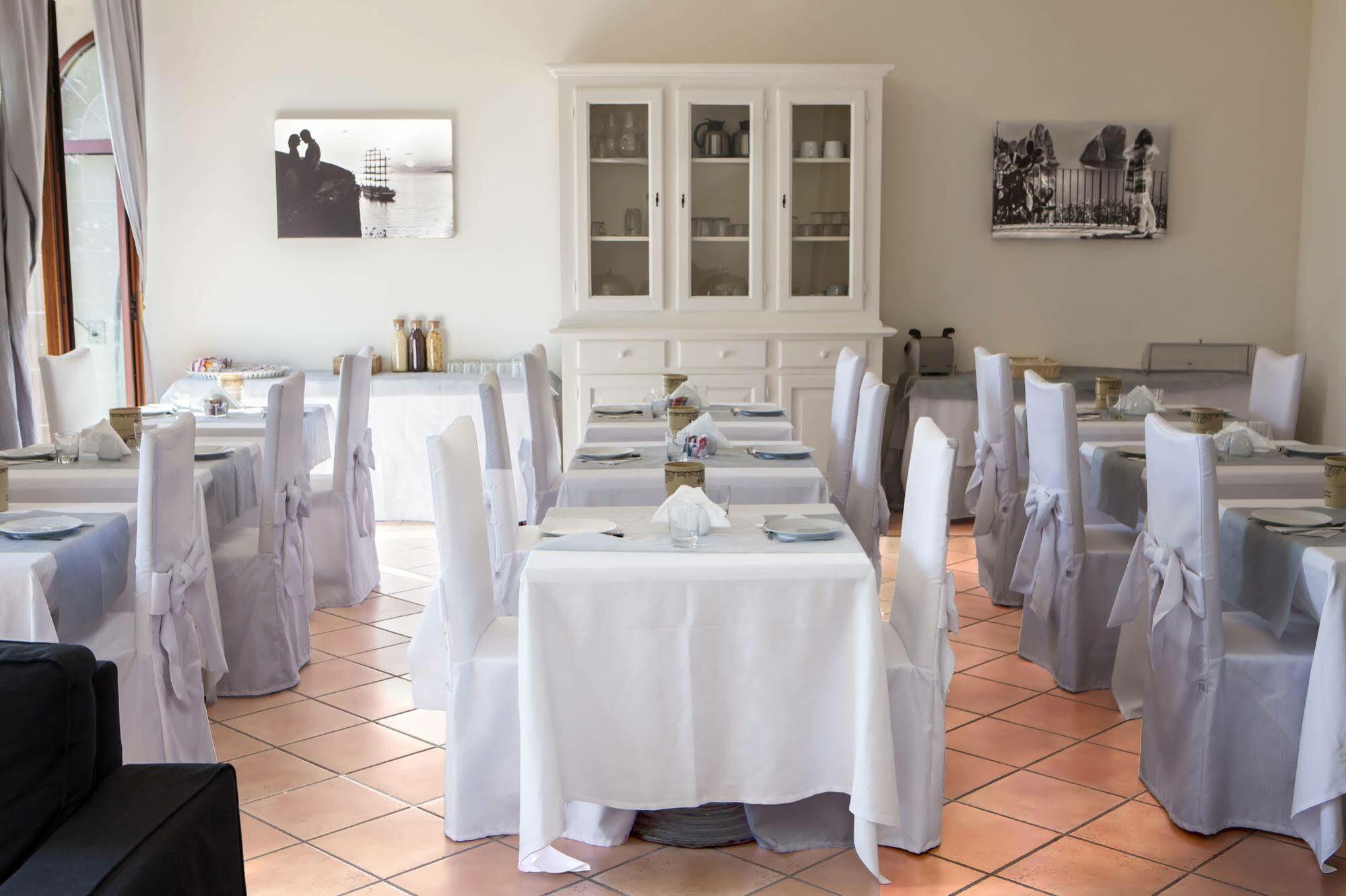 Herculaneum Hotel 3*